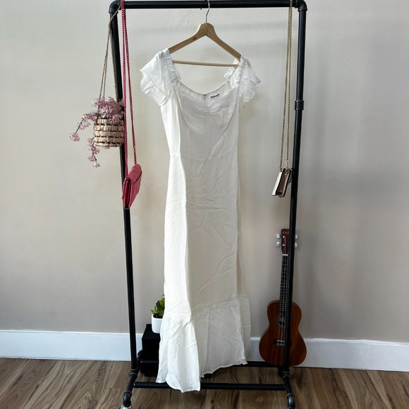 Reformation Butterfly Dress in Ivory - Picture 3 of 15